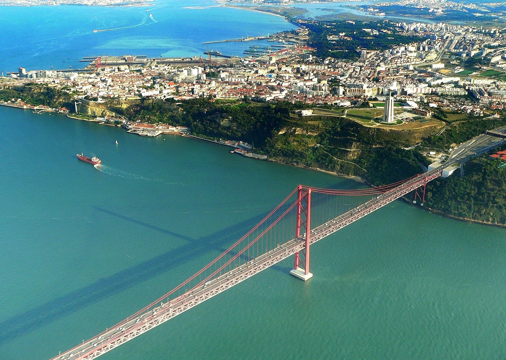 Ponte 25 de Abril