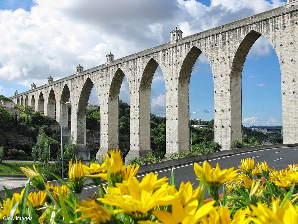 Resultado de imagem para FOTOS DO AQUEDUTO DAS AGUAS LIVRES LISBOA