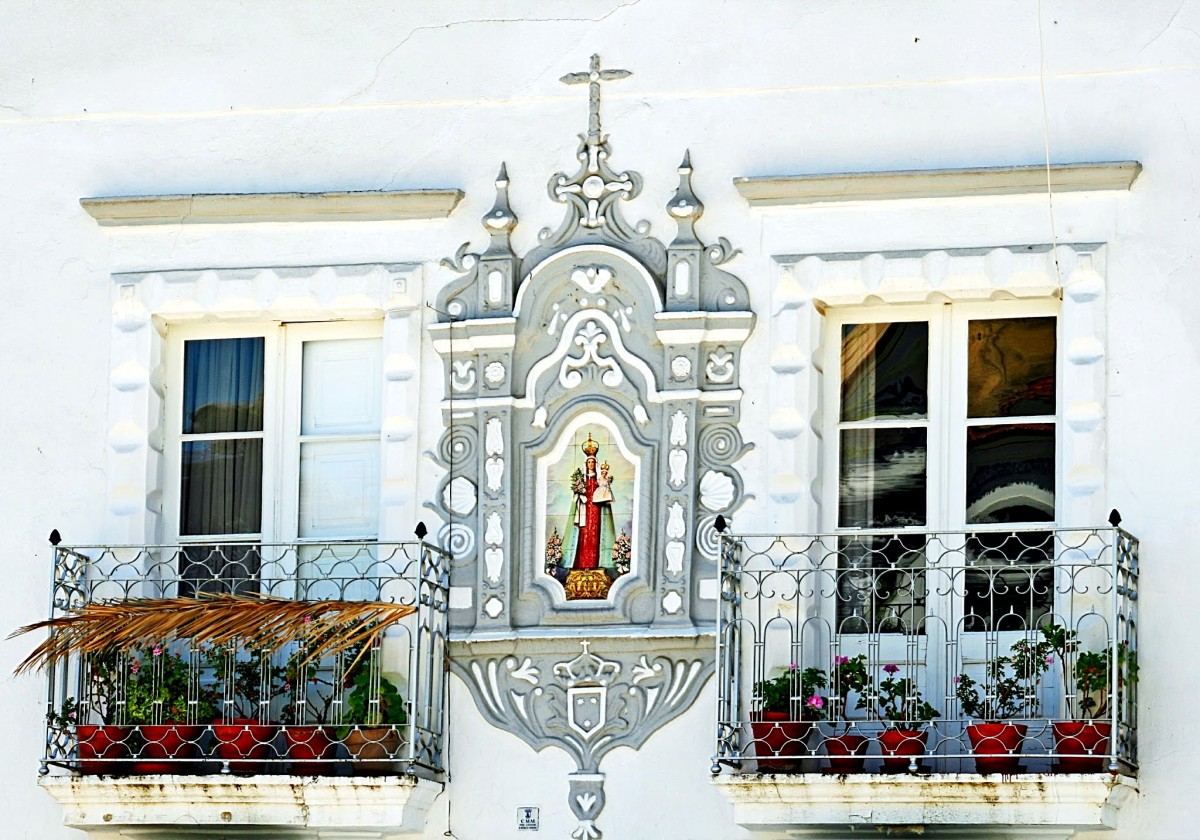 Moura