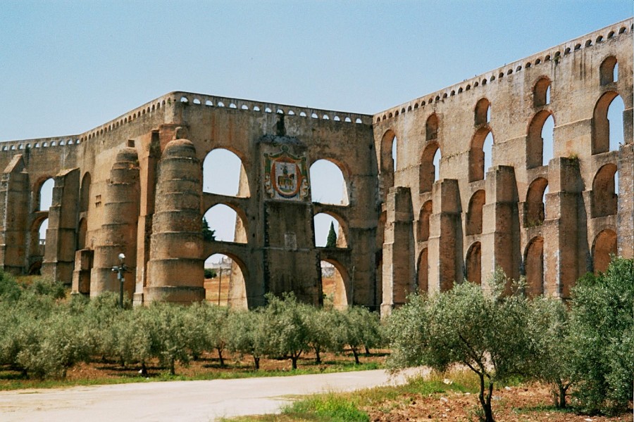 Aqueduto da Amoreira