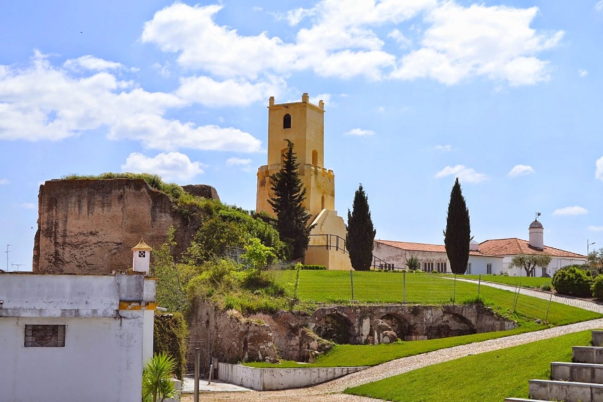 Moura