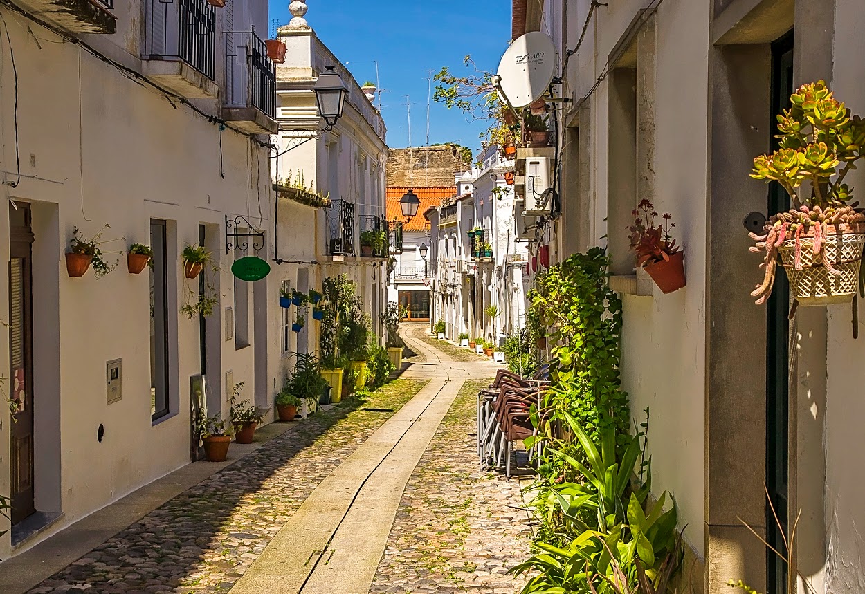 Moura